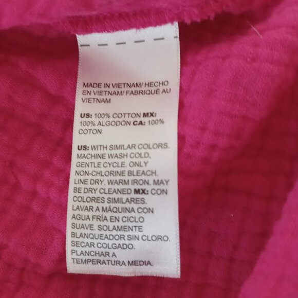 Chico’s Size 4 (20/22) Pink Crinkle Gauze 100% Cotton Button Front Blouse Top - Picture 3 of 6